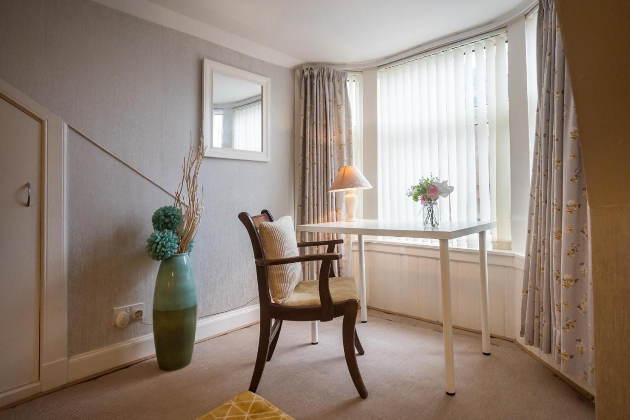 Sandgate 2-Bed Apartment In Ayr Central Location Bagian luar foto